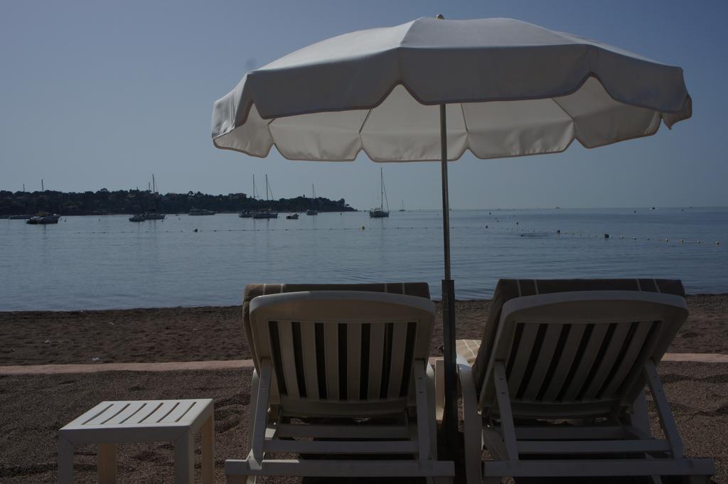 Agay Beach Hotel Saint-Raphaël Exterior foto